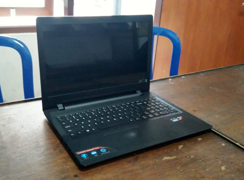 Laptop Bekas Lenovo 110-15ACL